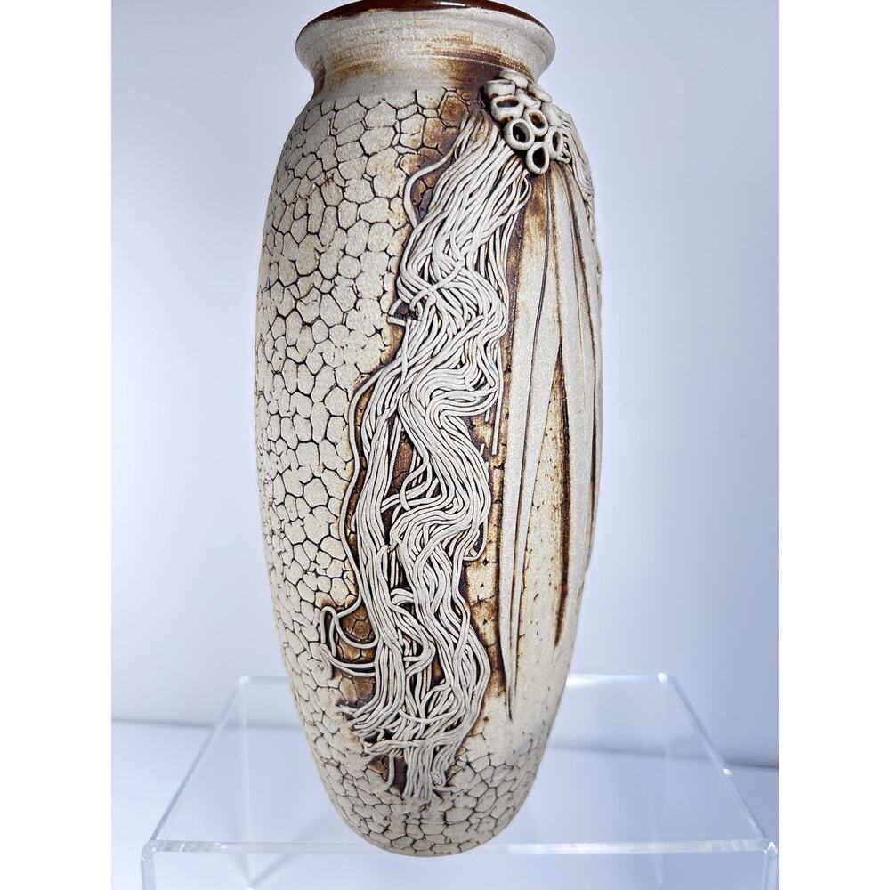 Wartook Pottery Australia Vase Gum Leaf Design Hand Crafted 9" Vintage Primitive - Picture 6 of 8